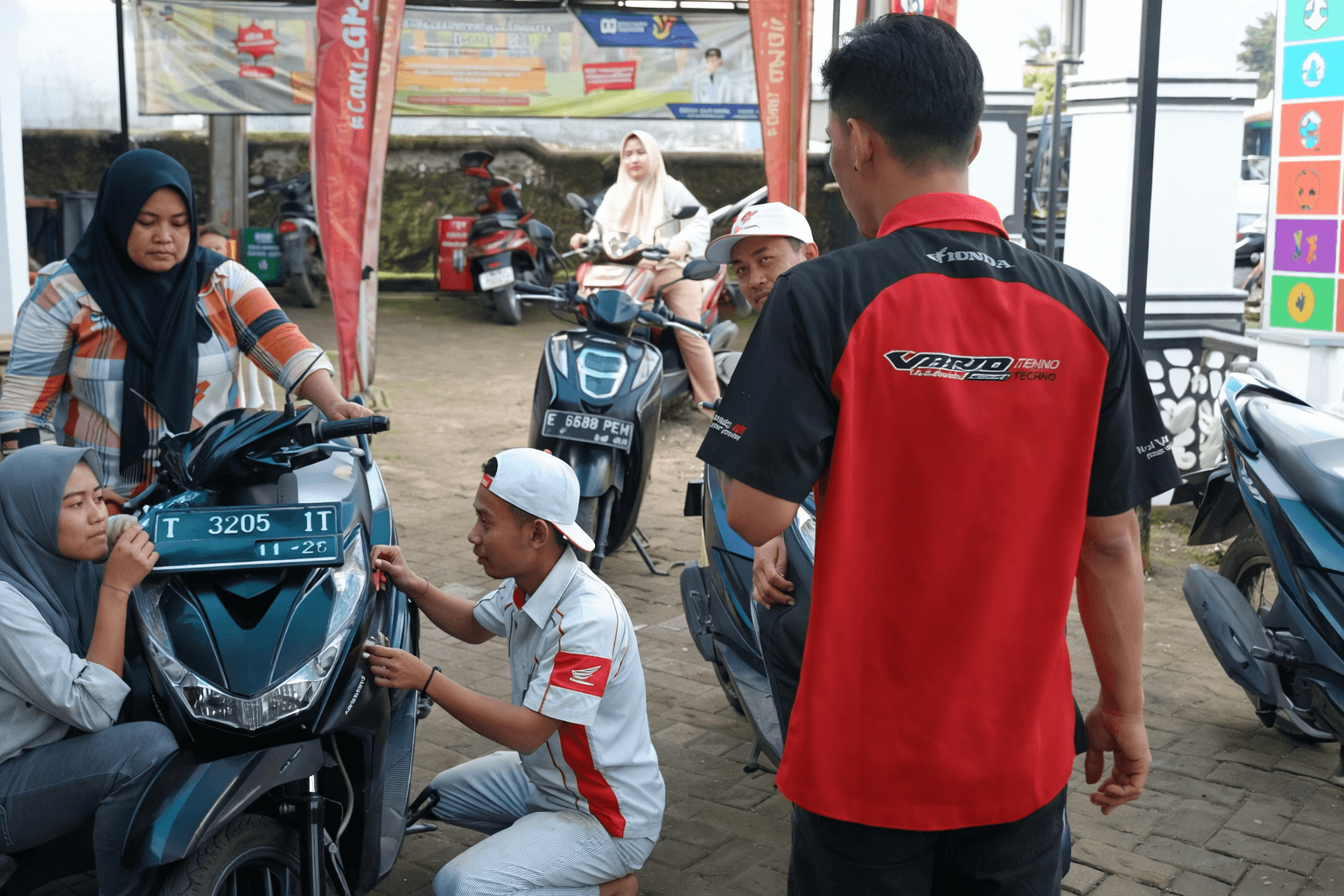 Servis Motor Honda Gratis di Kantor Desa